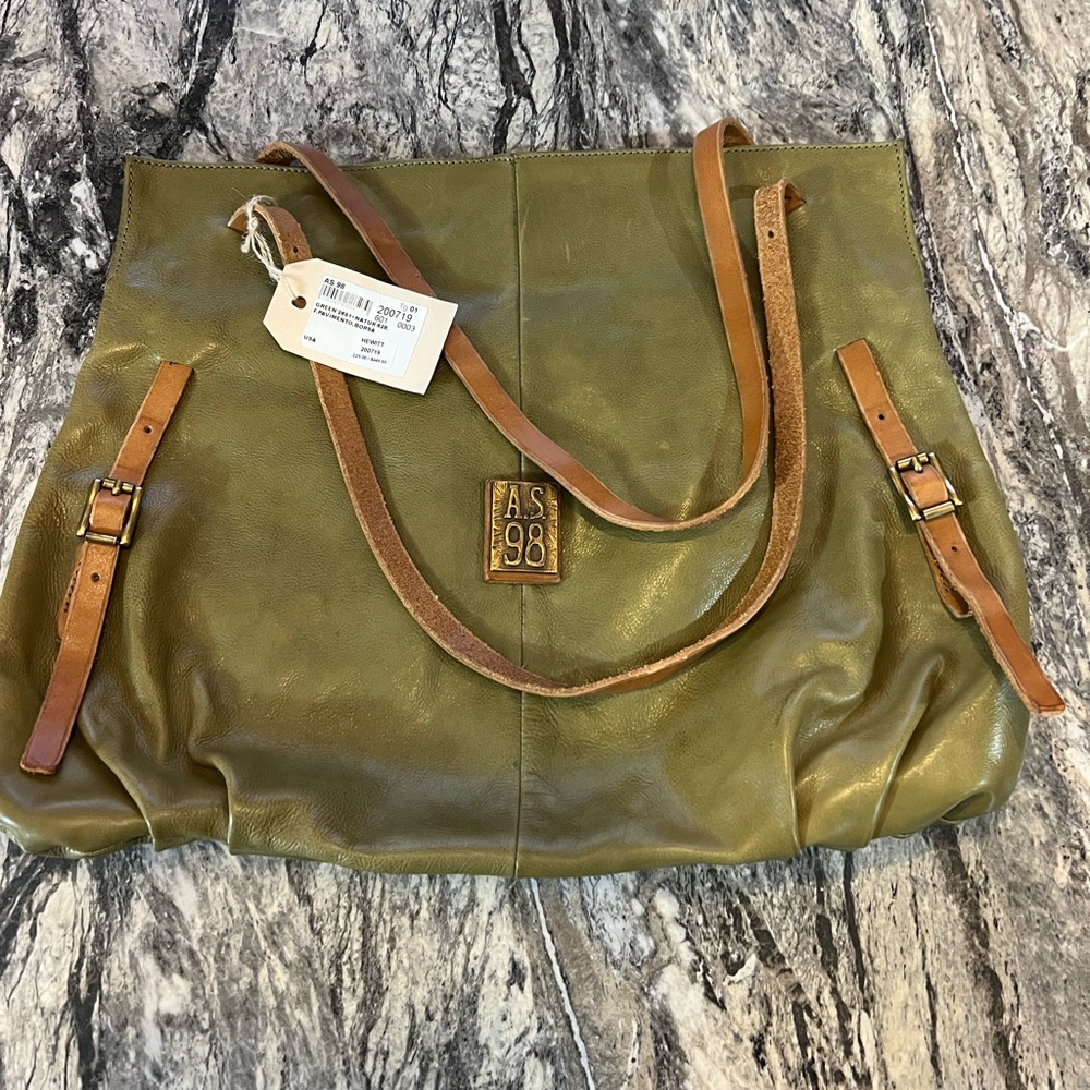 A.S 98 green Hewitt bag new